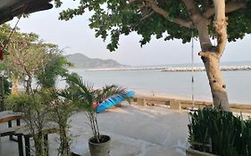 Sea Sand House Resort