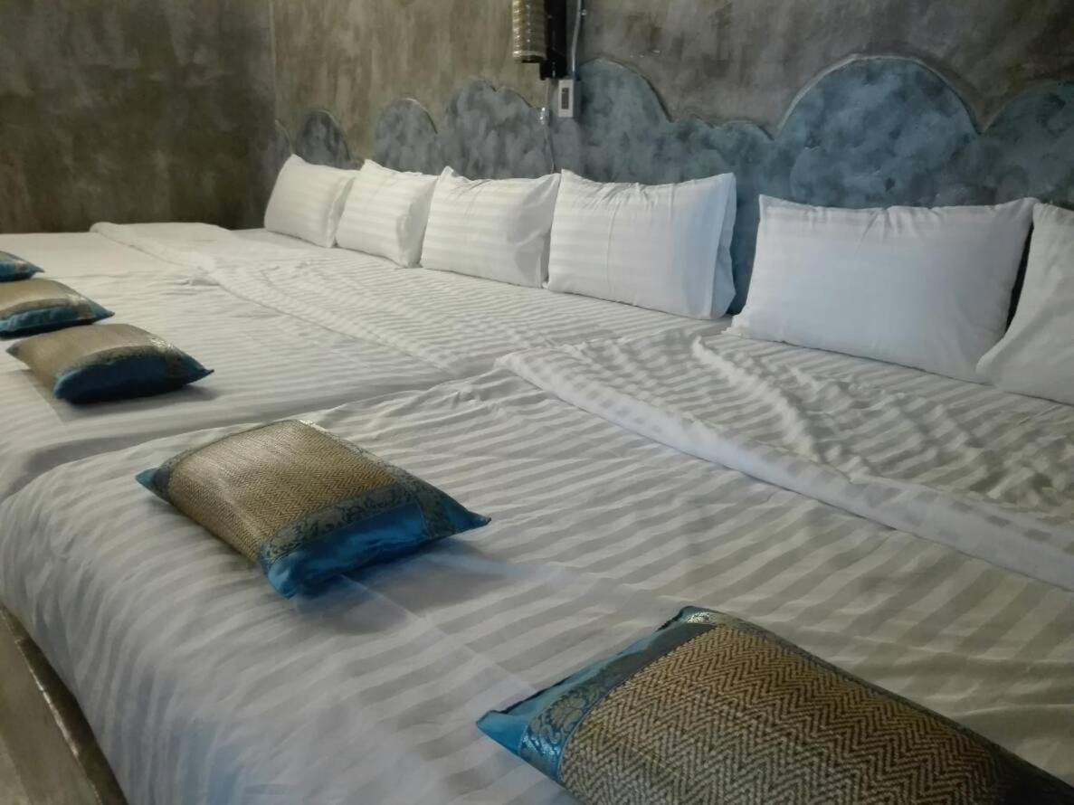 Sea Sand House Resort Klong Wan Extérieur photo