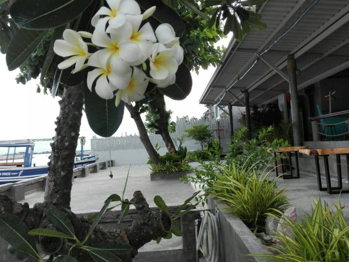Sea Sand House Resort Klong Wan Extérieur photo