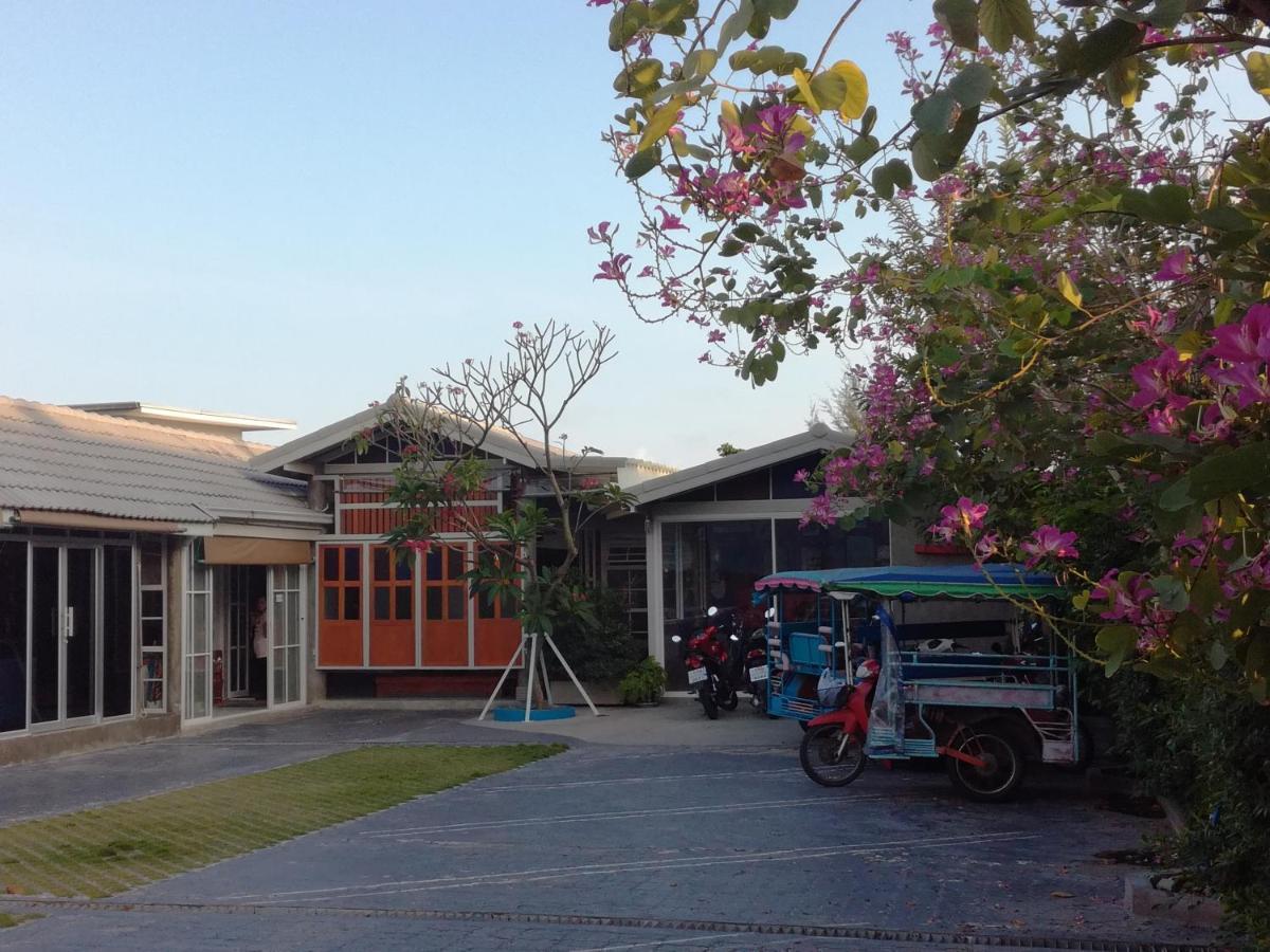 Sea Sand House Resort Klong Wan Extérieur photo