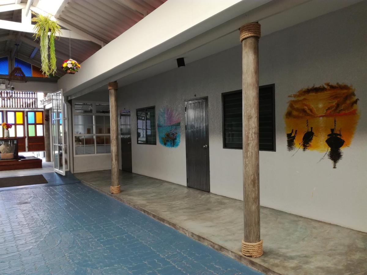 Sea Sand House Resort Klong Wan Extérieur photo